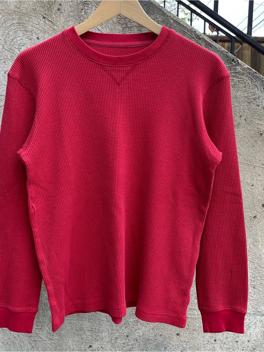 Red waffle knit long sleeved shirt size men’s small/women’s medium - Picture 2 of 4